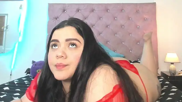 laurenlaine online show from June 11, 12:32 am