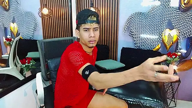 Skinny cute Alyer online show from June 14, 2:24 am