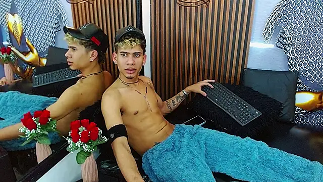 Skinny cute Alyer online show from June 14, 2:30 pm