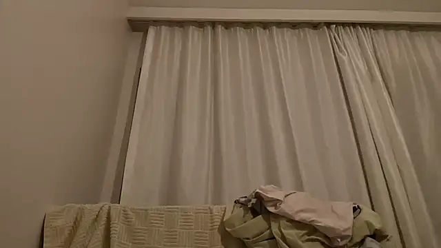 curvyflawed online show from April 9, 7:08 pm