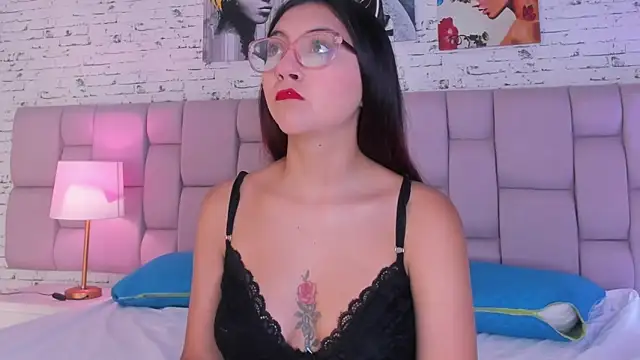 AshleeyRoberts online show from May 10, 1:16 pm