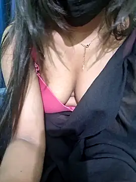 Snapshot of Soni--89 chatting on April 28, 4:23 pm Soni--89 online show from April 28, 4:23 pm