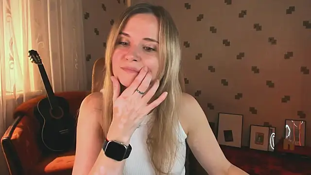 MiaSparkes online show from June 29, 11:21 am