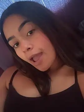 Snapshot of Megan-Moon chatting on June 4, 5:41 pm Megan-Moon online show from June 4, 5:41 pm