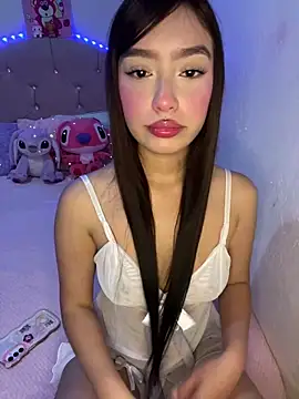 Miakittyyy online show from April 24, 2:19 pm