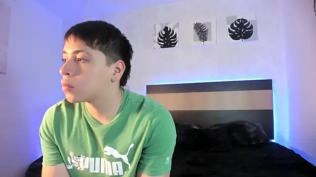 Snapshot of kai_lana chatting on April 13, 2:50 am kai lana online show from April 13, 2:50 am