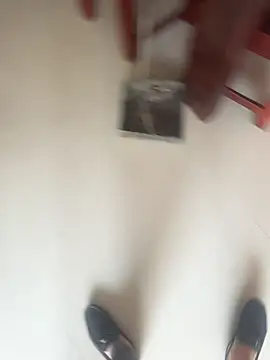 Snapshot of tanhua002 chatting on April 10, 5:45 am tanhua002 online show from April 10, 5:45 am