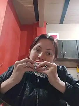 carolinhe26 online show from July 7, 1:37 pm