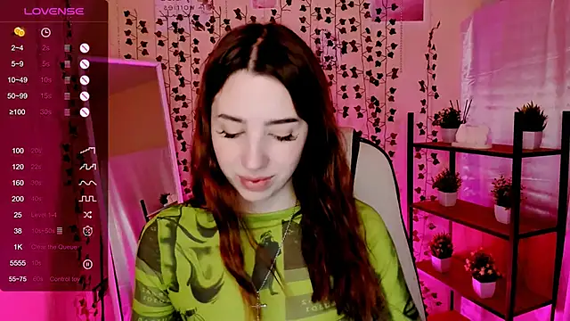 CharliGrace  online show from May 8, 6:52 am