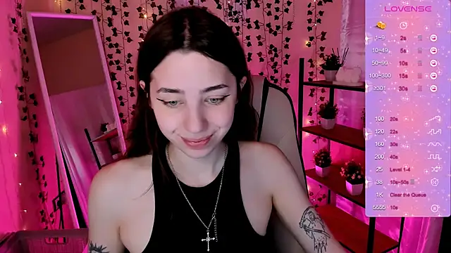 CharliGrace  online show from May 17, 7:28 am