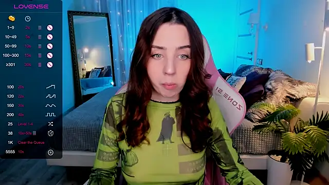 CharliGrace  online show from June 2, 8:16 am