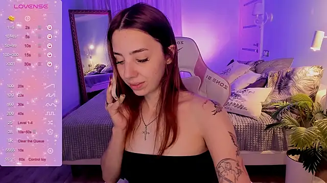 CharliGrace  online show from July 14, 8:08 am