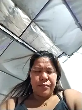 Snapshot of FILIPINAPUSSYPINAY chatting on April 15, 10:33 am FILIPINAPUSSYPINAY online show from April 15, 10:33 am