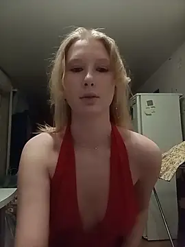 Snapshot of Tanya_Savel chatting on April 11, 1:04 pm Tanya Savel online show from April 11, 1:04 pm