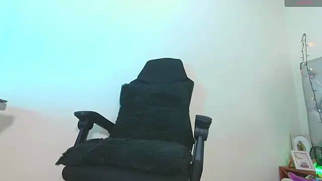 Sharonxt online show from July 3, 6:36 pm