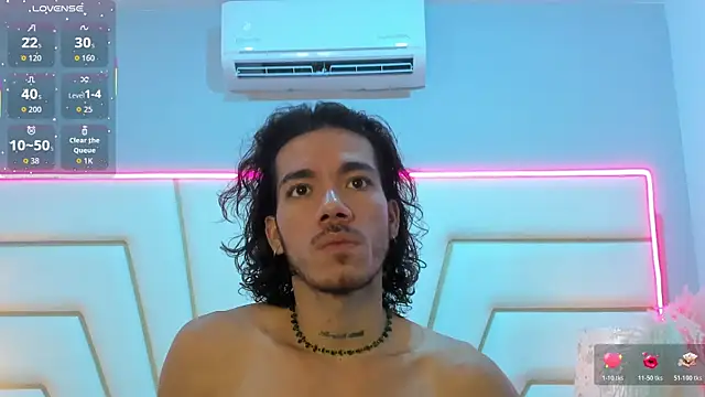 AngeloRoush online show from April 15, 5:58 am