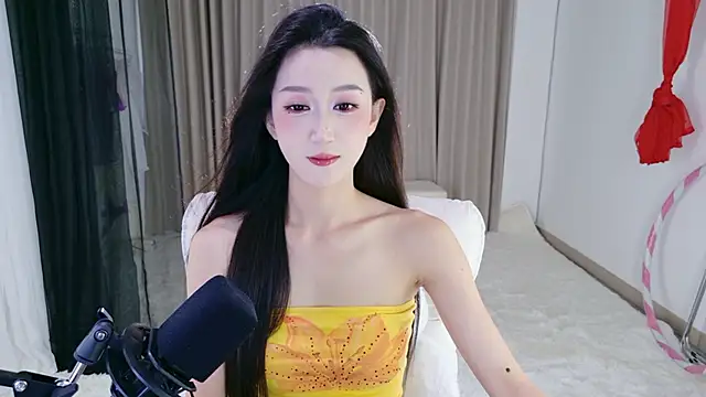Snapshot of Dancing-CoCo-Pro chatting on April 18, 10:52 am Dancing-CoCo-Pro online show from April 18, 10:52 am