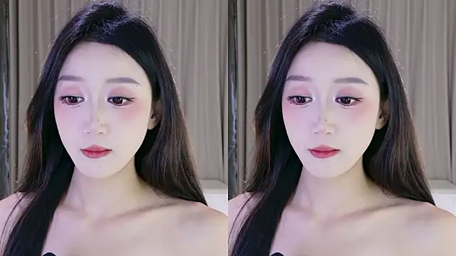 Snapshot of Dancing-CoCo-Pro chatting on April 22, 11:01 am Dancing-CoCo-Pro online show from April 22, 11:01 am