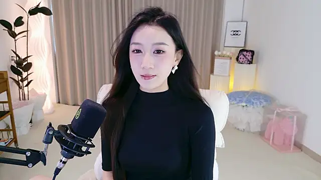 Snapshot of Dancing-CoCo-Pro chatting on May 29, 4:43 am Dancing-CoCo-Pro online show from May 29, 4:43 am