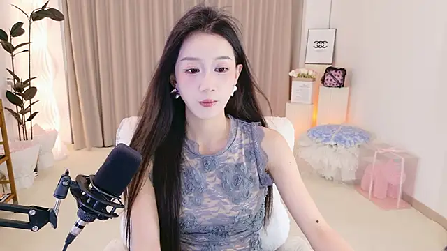 Snapshot of Dancing-CoCo-Pro chatting on June 2, 4:47 am Dancing-CoCo-Pro online show from June 2, 4:47 am