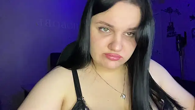 Penny Perry online show from April 24, 7:27 pm