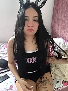 Snapshot of Tatiana_Flame69 chatting on April 14, 8:04 pm Tatiana Flame69 online show from April 14, 8:04 pm