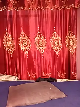 Snapshot of DimpleQueen_01 chatting on July 28, 5:03 am DimpleQueen 01 online show from July 28, 5:03 am