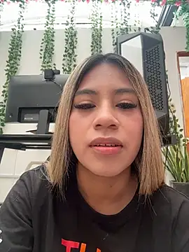 Kimmiebellarie online show from June 28, 2:56 pm