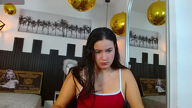 rosaleia  online show from June 24, 4:33 am
