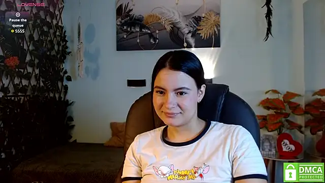 rosaleia  online show from July 23, 3:48 am