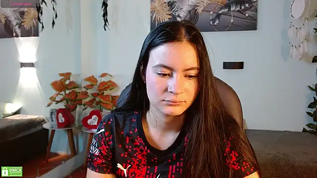 rosaleia  online show from July 25, 4:21 am