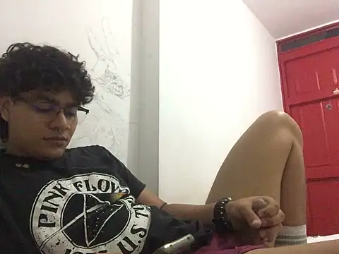 xhecho uzumaki online show from June 3, 4:04 am