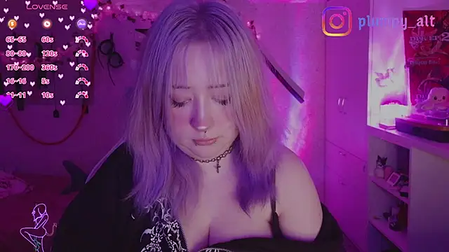 plumpy girl online show from May 6, 5:40 pm