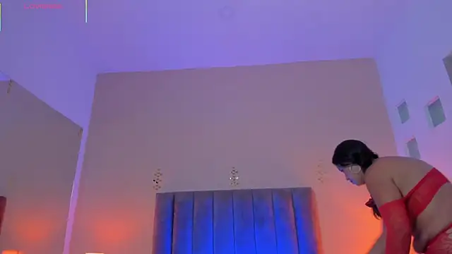 Snapshot of scarlet_pielcanela chatting on June 13, 7:45 pm scarlet pielcanela online show from June 13, 7:45 pm