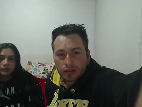 Snapshot of Doopingsex69 chatting on April 14, 3:01 am Doopingsex69 online show from April 14, 3:01 am