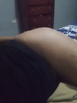 PienCanela online show from June 13, 2:42 am