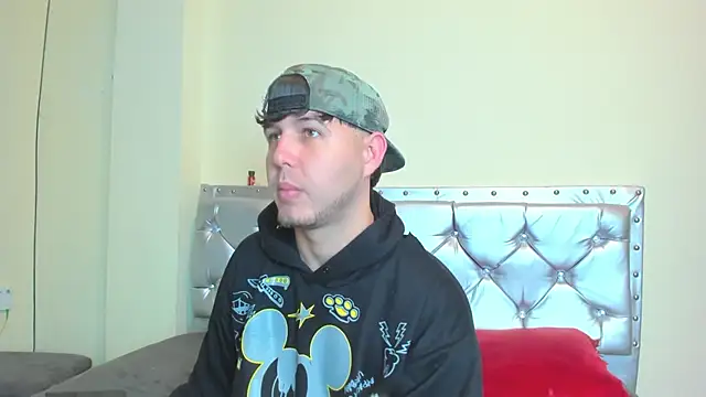 matthew gill online show from April 12, 2:44 pm