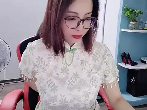 Hot bbaby online show from July 5, 9:38 am