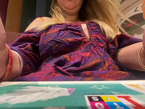 Snapshot of kavyasingh36 chatting on April 12, 8:25 pm kavyasingh36 online show from April 12, 8:25 pm