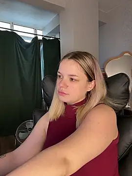 KimEvanss online show from July 25, 5:27 am