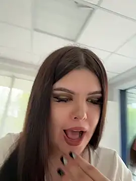 AmeliaBronze online show from May 11, 2:06 am