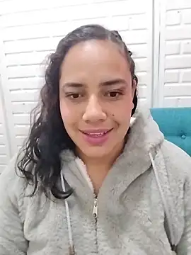 Pricila45 online show from April 18, 10:32 pm