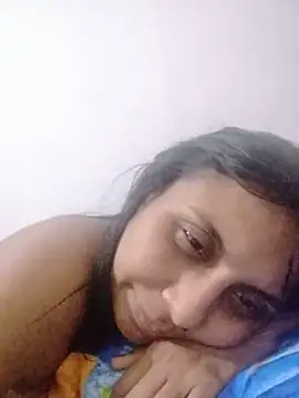 MELIZ QUEEN online show from June 6, 2:38 am