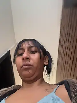 MELIZ QUEEN online show from June 10, 11:42 am