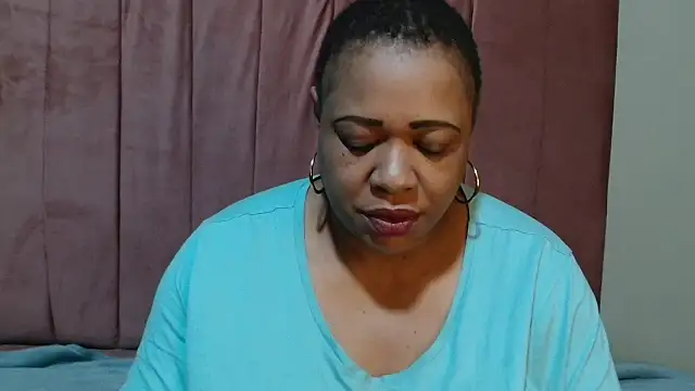 BUSTYQUEEN56  online show from June 8, 6:25 am
