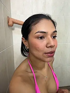 MauraGrayy online show from May 24, 9:42 pm