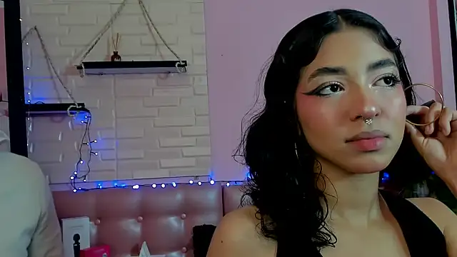 Aronandmoli69 online show from June 8, 1:22 pm
