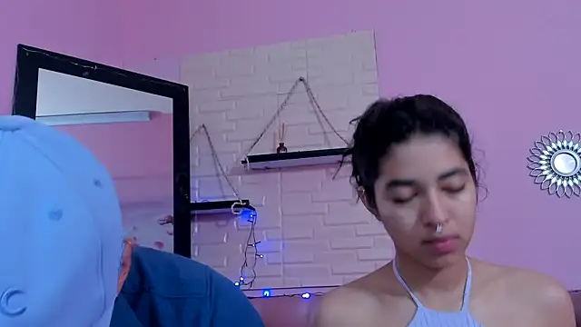 Aronandmoli69 online show from June 12, 1:21 pm
