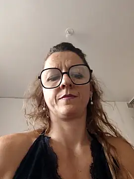 Snapshot of Shely5934 chatting on June 9, 12:50 pm Shely5934 online show from June 9, 12:50 pm