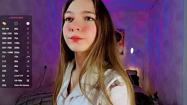 AuraLune   online show from June 14, 7:27 pm